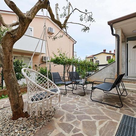 Villa Dvori Basanija Luaran gambar